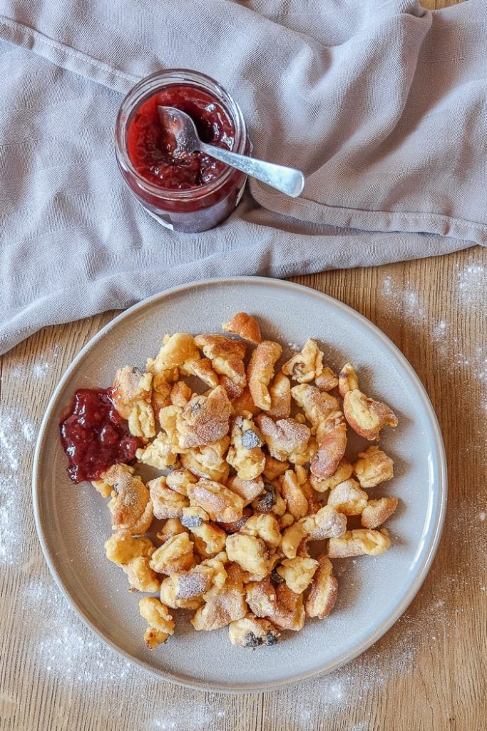 Authentic Kaiserschmarrn Recipe Austrian Torn Up Pancakes authentic-kaiserschmarrn-recipe-austrian-torn-up-pancakes