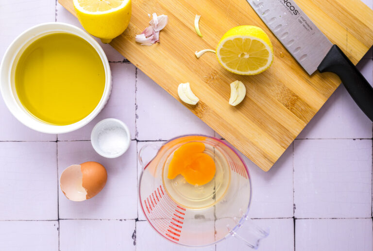 Allioli (Spanish Garlic Sauce) - Recipes From Europe