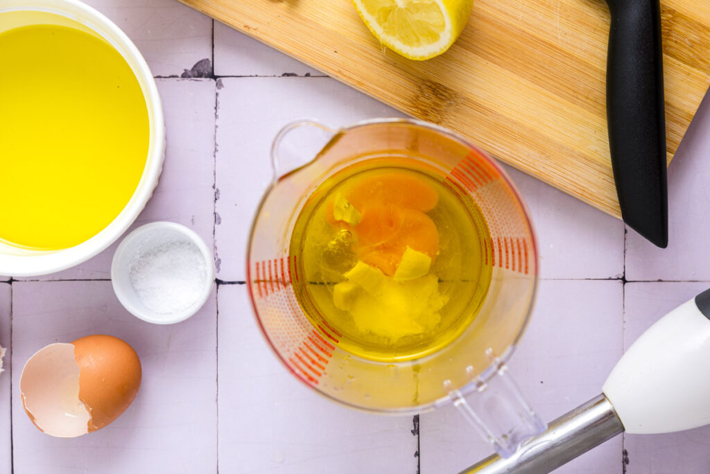 Allioli (Spanish Garlic Sauce) - Recipes From Europe